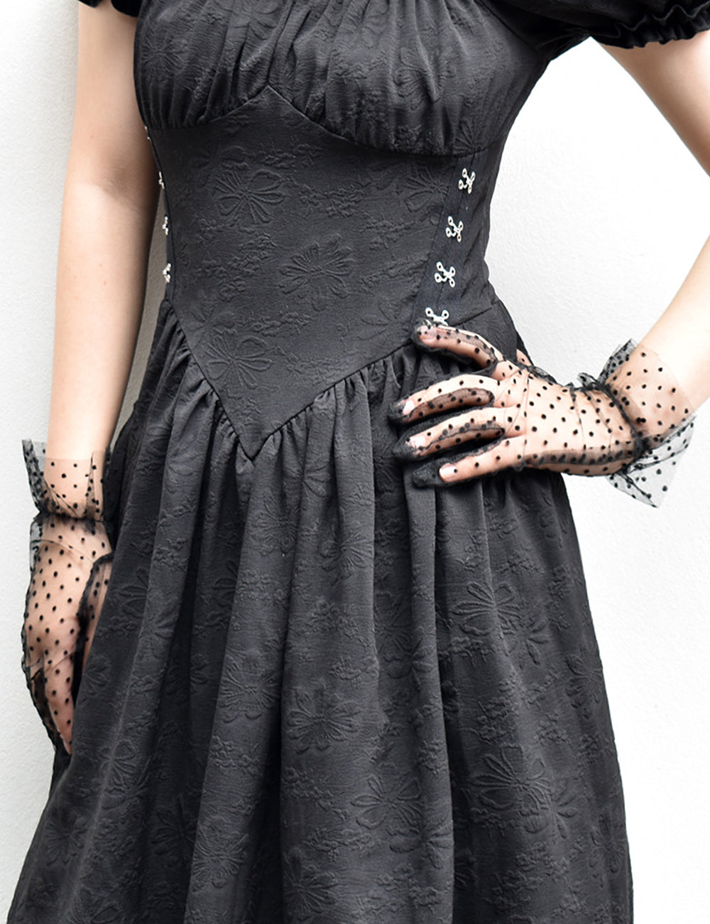 Oh Yeah - Polka Dot Fishnet Gloves