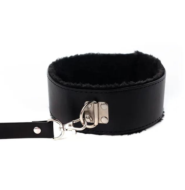 Fantasy Fetish - Collar with Leash