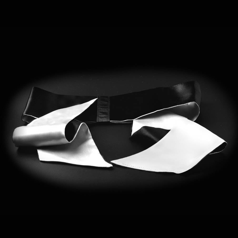 I'm struggling with my versatile tie_B15O50_3