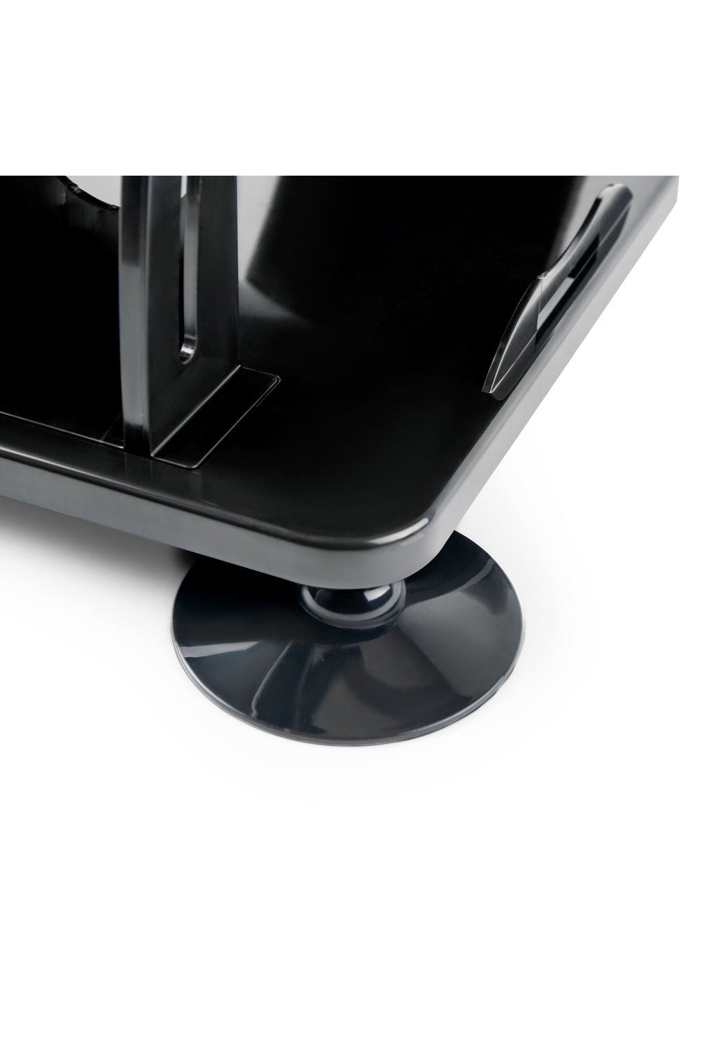 REMOTE-CONTROLLED THRUSTING MACHINE FOR THE SEX ROOM