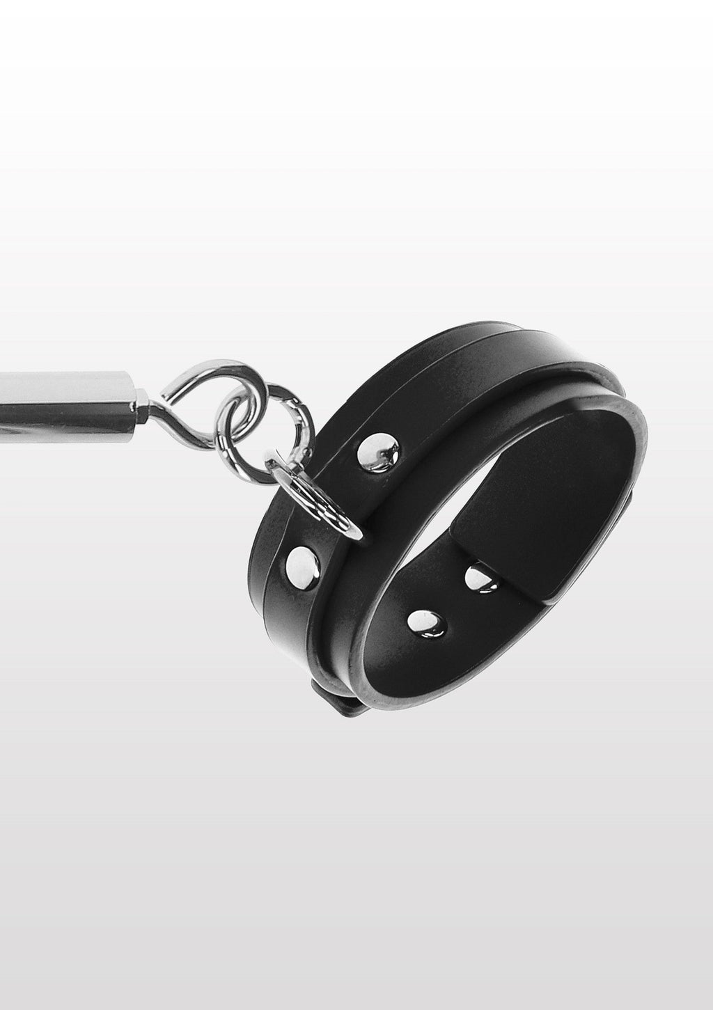 Black ankle cuff spreader bar
