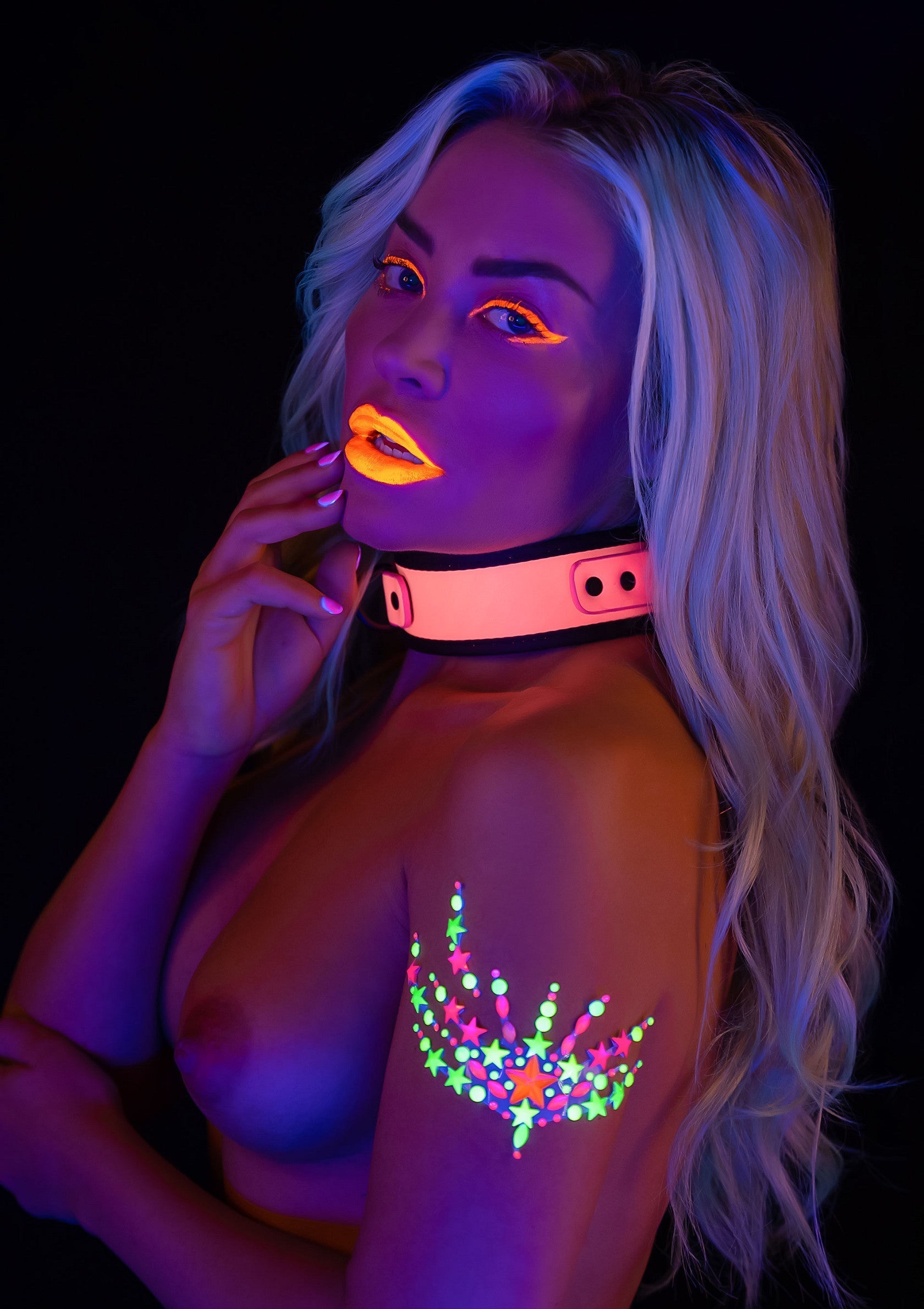Pink chain collar and leash