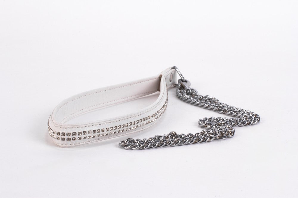 Handle in lambskin with 2 rows of small rhinestones and white metal chain