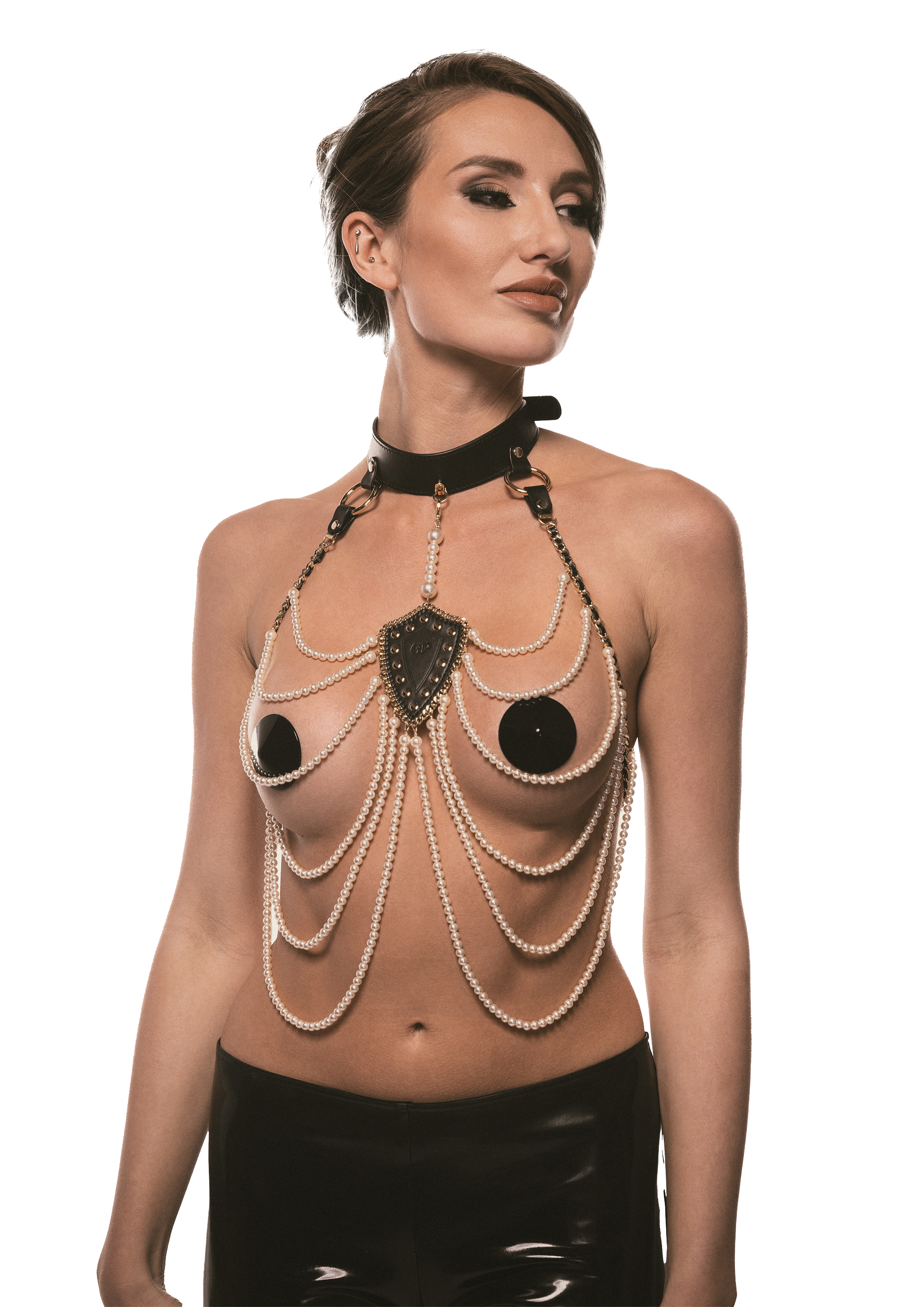 GUILTY PLEASURE PEARL NECKLACE