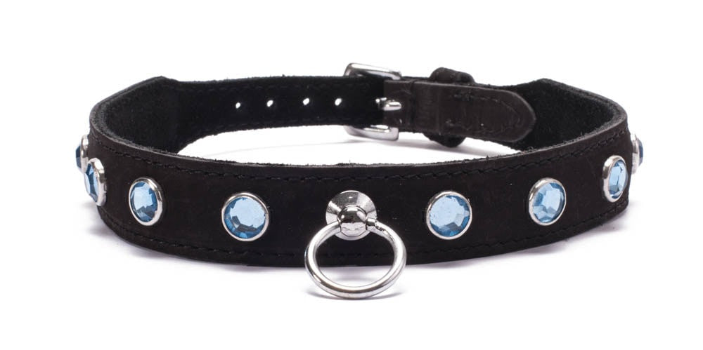 Blue crystal collar